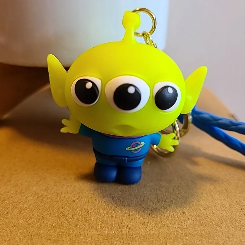 Unbranded Cartoon Character‎ Keychain Unisex Multi-Color NWOT Collectible Auto
